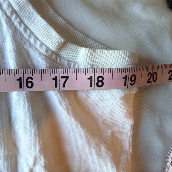 Vintage Disney Mickey Minnie Hawaiian Graphic Crop Tank Top medium - Picture 7 of 9